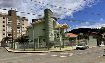 Imagem: CASA À VENDA