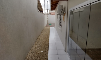 Imagem 4: Casa com salão de festas no bairro Cordeiros