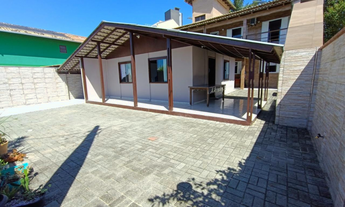 Imagem 5: Casa Localizada no Bairro Praia de Quilombo à 100 Metros da Praia