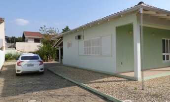 Imagem 5: Casa com amplo terreno 25 x 33 - Ideal para construção de prédio