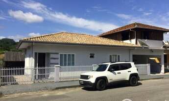 Imagem 3: Casa com amplo terreno - Negocia com sítio