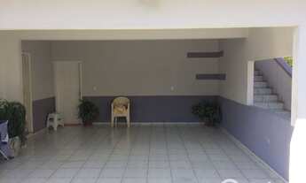 Imagem 4: Casa com amplo terreno - Negocia com sítio