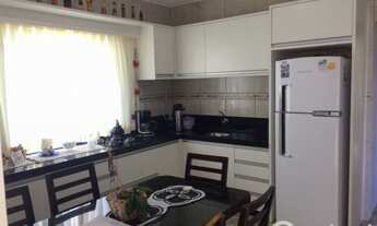 Imagem 5: Casa com amplo terreno - Negocia com sítio