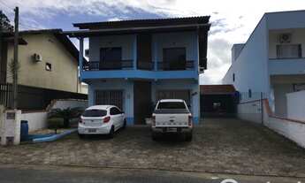 Imagem: Sala comercial ampla casa com estacionamento