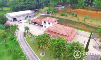 Imagem 4: Excelente Casa com Amplo Terreno na Primeiro de Maio! Estuda Propostas!!