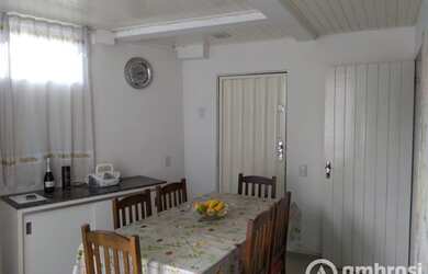 Imagem 3: Casa no Centro de Brusque - Rua comercial