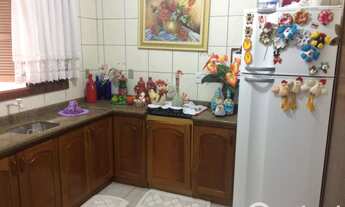 Imagem 7: Casa com amplo terreno próximo ao Centro de Brusque - 1.394,00 Metros Quadrados