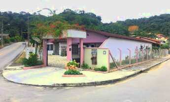 Imagem: Excelente Casa com Amplo Terreno no bairro