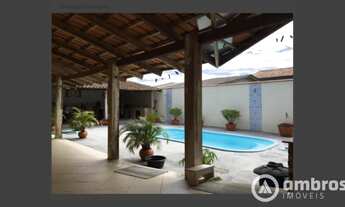 Imagem: Casa com Sala Comercial e Piscina