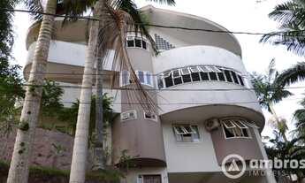 Imagem 2: Casa em Local Tranquilo Com Linda Vista da Cidade