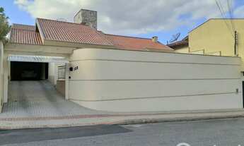 Imagem: Linda casa no Jardim Maluche - 03 suítes