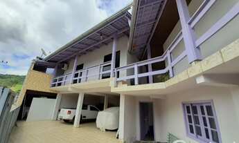 Imagem 2: 2 casas no mesmo terreno com piscina no bairro Guabiruba Sul