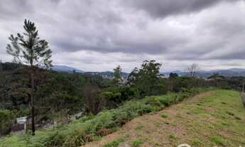 Imagem: Amplo terreno em loteamento Alto Padrão