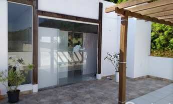 Imagem: Conjunto de 04 apartamentos no início do