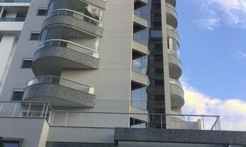 Imagem: Amplo Apartamento - Ed. Onix - Centro