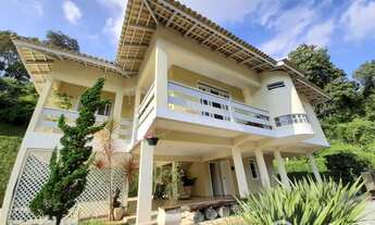 Imagem 1: Casa com piscina próximo ao Centro de Brusque