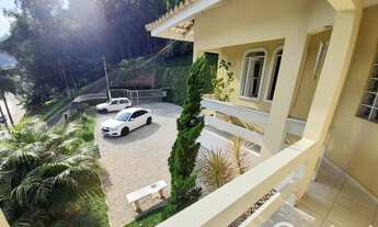 Imagem 5: Casa com piscina próximo ao Centro de Brusque