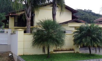 Imagem: CASA 02 SUITES MASTER 03 QTOS - BAIRRO