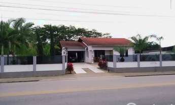 Imagem: Linda Casa Bairro Limoeiro com Amplo Terreno