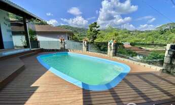 Imagem 2: Casa com piscina no bairro Águas Claras