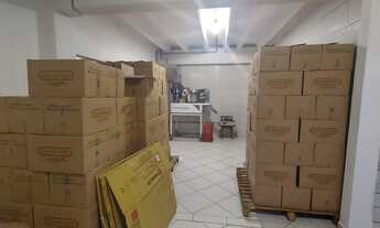 Imagem 4: Casa/Galpão Com Amplo Terreno e Espaço Adicional para Você Montar Seu Negócio