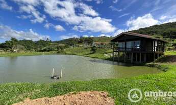 Imagem 3: Terreno espetacular com 3 casas frente para Lagoa de Imarui/SC