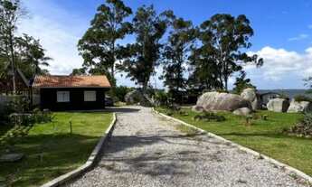 Imagem 4: Terreno espetacular com 3 casas frente para Lagoa de Imarui/SC