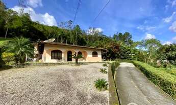 Imagem 3: 2 casas com amplo terreno na Primeiro de Maio - Aceita imóveis como parte do pagamento