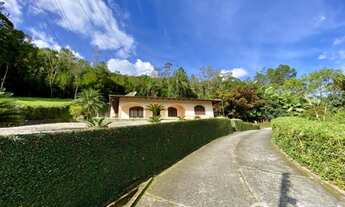 Imagem 2: 2 casas com amplo terreno na Primeiro de Maio - Aceita imóveis como parte do pagamento