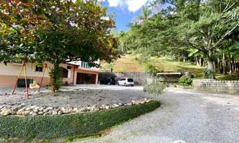 Imagem 6: 2 casas com amplo terreno na Primeiro de Maio - Aceita imóveis como parte do pagamento