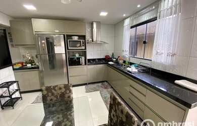 Imagem 4: Casa no bairro Guarani em região comercial