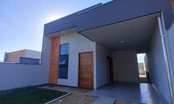 Imagem 2: Casa Baixa com 3 Dormitórios a Venda - Construção Nova