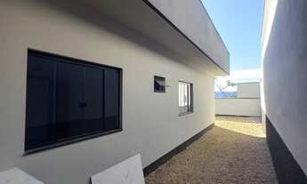 Imagem 6: Casa Baixa com 3 Dormitórios a Venda - Construção Nova