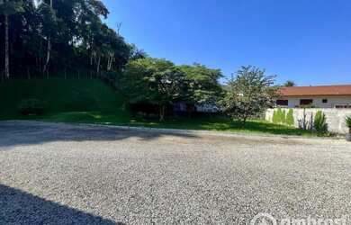 Imagem 7: Casa com Amplo terreno em Guabiruba