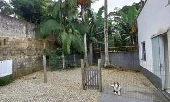 Imagem 5: CASA 01 SUÍTE + 02 QUARTOS - LIMOEIRO - BRUSQUE - OBS: CASA SEM OS MOVEIS