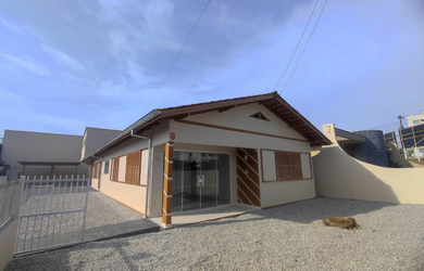 Imagem 4: CASA 01 SUITE + 02 QTOS + APTO 1 QTO - BAIRRO MALUCHE