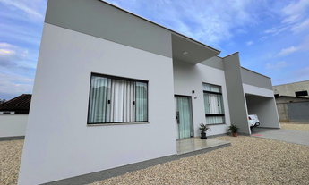 Imagem: Casa nova com amplo terreno Galpão