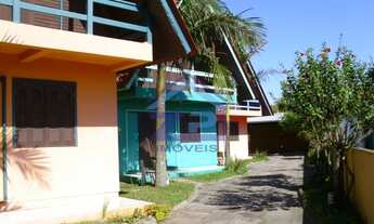 Imagem 2: Três cabanas à venda a 50 metros da Praia - Malinsky