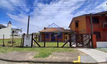 Imagem: Casa à venda no centro a 100 metros do