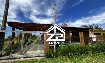 Imagem 2: Casa à venda a 70 metros do mar - 06 dormitórios - 260m² - Balneário Tupancy