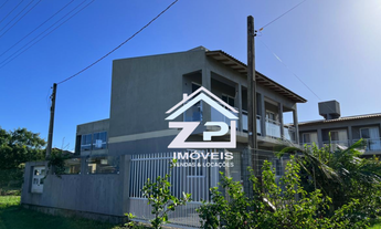 Imagem 2: Sobrado à venda mobiliado com 02 dormitórios - 200 metros do mar - 60M² - Balneário Atlânt