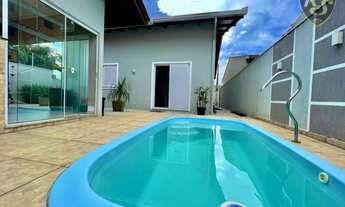 Imagem: Casa com 3 Dormitórios com Edícula e Piscina