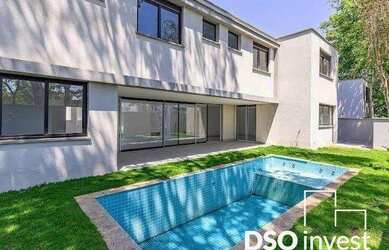 Imagem 2: Casa em Condomínio piscina privativa 4 vagas