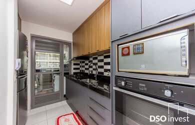 Imagem 2: 2 dormitórios, 1 suítes, 1 banheiros, 2 vagas na garagem