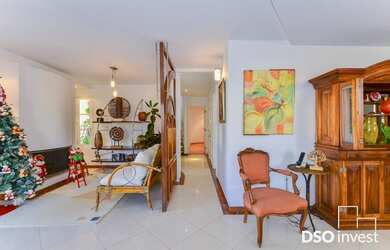 Imagem 3: 3 dormitórios, 3 suíte, 1 banheiros, 3 vagas na garagem