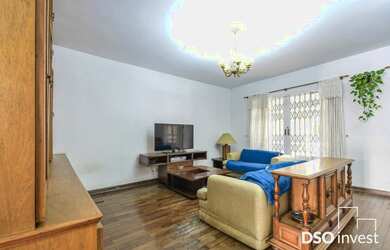 Imagem 3: 4 dormitórios, 1 suítes, 2 banheiro, 3 vagas na garagem