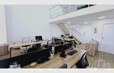 Imagem 6: 2 banheiro, 4 vagas na garagem