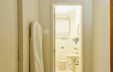 Imagem 7: 1 banheiros, 3 vagas na garagem