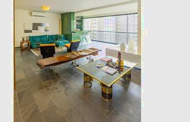 Imagem 4: 3 dormitórios, 3 suíte, 2 banheiro, 4 vagas na garagem