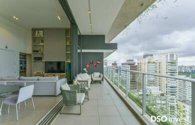 Imagem 3: 3 dormitórios, 3 suíte, 1 banheiros, 2 vagas na garagem